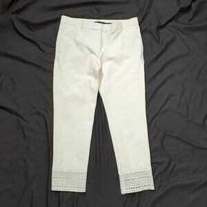 Ann TAYLOR White Cotton Zipper Capris w Lace at Hems; Size 8